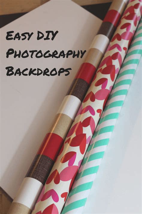 A diy christmas photo backdrop for my girls' holiday pictures! Easy DIY Photography Backdrops - 3 for under $15