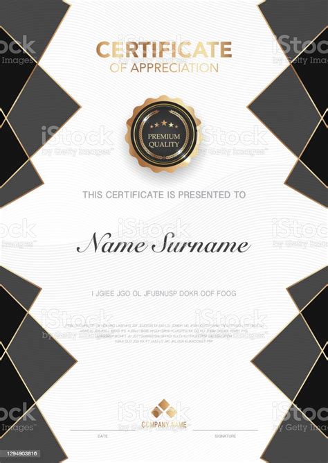 Ilustración De Plantilla De Certificado De Diploma Color Negro Y Oro