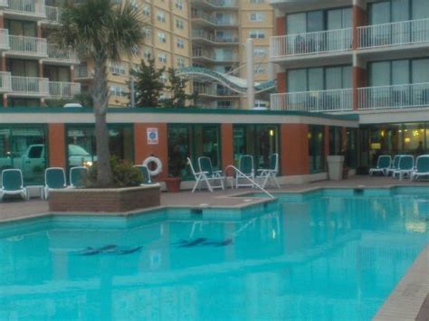 Outdoor Pool Picture Of Holiday Inn And Suites North Beach Virginia
