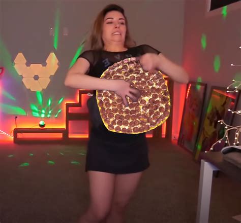 Its Not Delivery Its Alinity Alinitys Nip Slip Know Your Meme