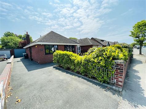 2 Bed Bungalow For Sale In Ramsgate Road Lytham St Annes Lancashire