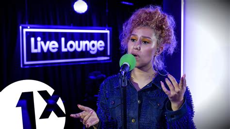 Raye The Line In 1xtra Live Lounge Youtube
