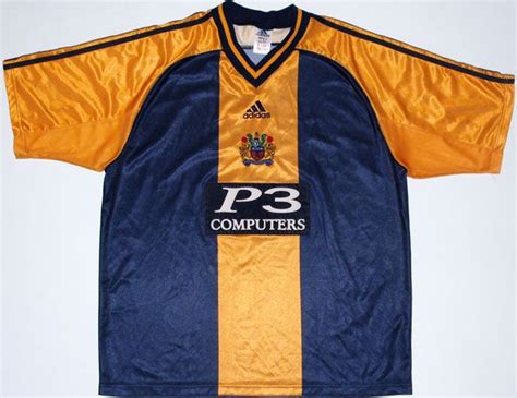 Hier jetzt das neue auswärts trikot des uanl tigres bestellen. Burnley Auswärtstrikot / Leeds United 2005-06 Auswärts ...
