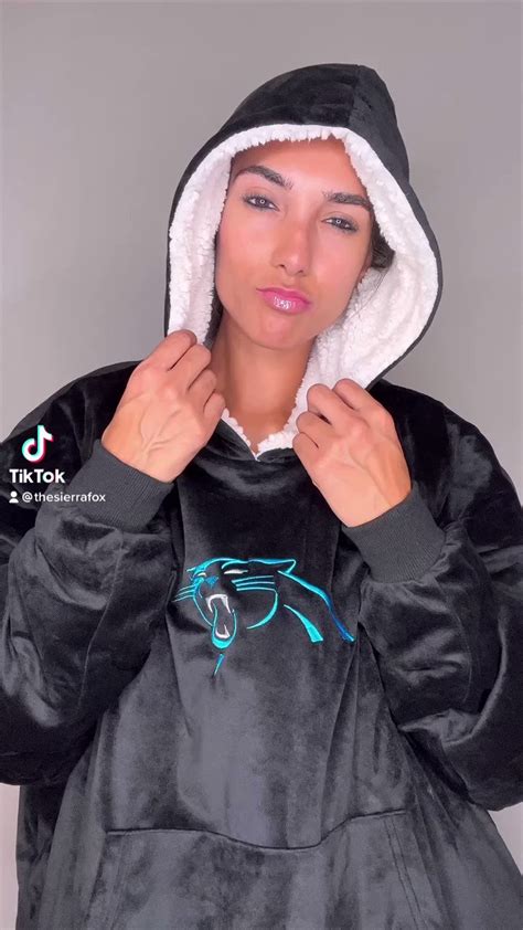 Sierra Fox On Twitter Lets Go Panthers 💙🖤🤍🏈 Hope Everyone Had A Great Weekend 🙌🏽