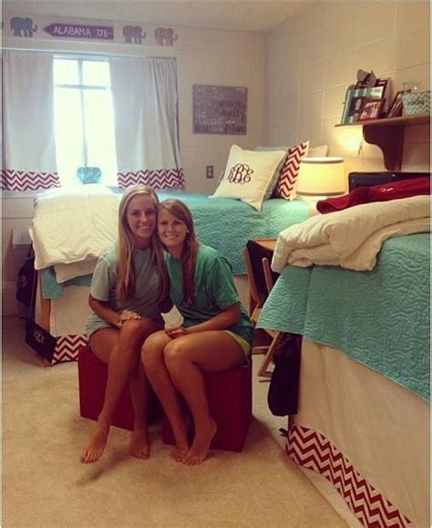 Getting Along With Your College Roommate Society19 College Room Dorm Room College Dorm Rooms