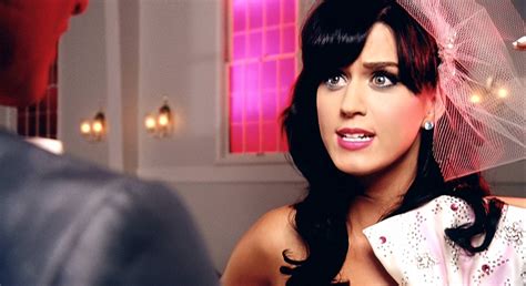 Katy Perry Hot N Cold 1080p Upscale Sharemaniaus