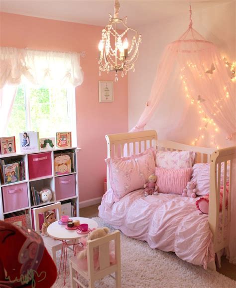 Astonishing modern bedroom greats designs teenage girl. Hang shimmering lights for a dreamy atmosphere | Toddler ...