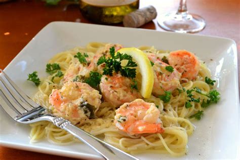 Remove shrimp and set aside. Famous Red Lobster Shrimp Scampi Recipe - Food.com