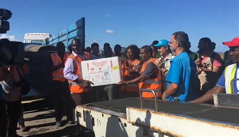 nearly 900 000 doses of cholera vaccine arrive in beira mozambique to support humanitarian response