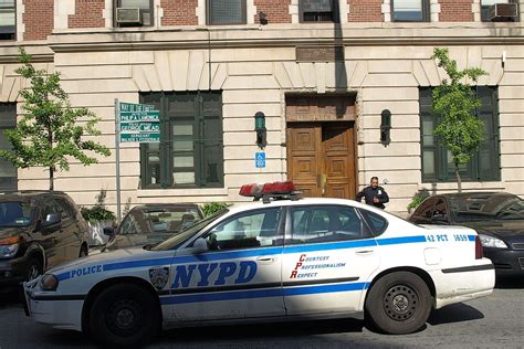 P042 Nypd Precinct 42 Police Station Morrisania Bronx Ne Flickr