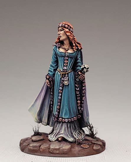 Maid Marian Courtly Garb Dark Sword Miniatures