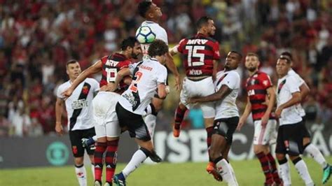 Tudo sobre os jogos, jogadores, campeonatos e mais. Flamengo Hoje Horário Do Jogo : Gols e melhores momentos Flamengo 6x1 Goiás pelo ...