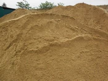 Wickes, quality assured since 1972. Sharp Sand 1 Tonne Bulk Bag, Country Supplies