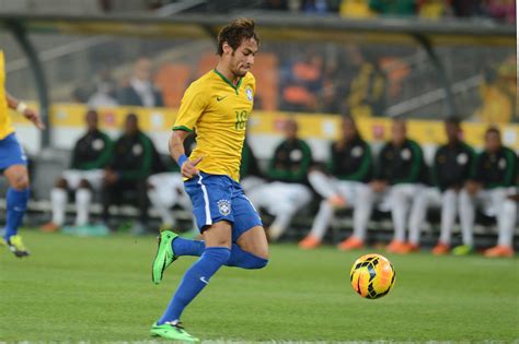 Neymar Fará A Diferença Na Copa Acredita Carlos Alberto Torres Gq