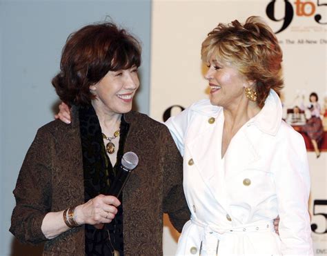 Jane Fonda Acts And Ages With Lily Tomlin Death Sex And Money Wnyc