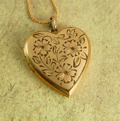Victorian Locket Yellow Gold Filled Heart Military Photo Soldier Sweetheart Necklace Chain Art