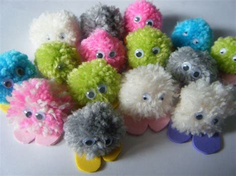 Pack Of 5 Quiet Critters Pom Pom Monsters Great For Party Bag