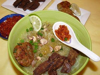 Already have a my good food account? Soto Padang (Padang Beef Soup) is flavorful and delicious. It is perfect to warm you up in the ...