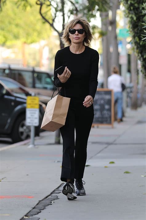 Lisa Rinna Out Shopping In Beverly Hills 12212019 Hawtcelebs