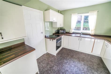 3 Bedroom Semi Detached House For Sale In Runhead Estate Ryton Ne40 Ne40
