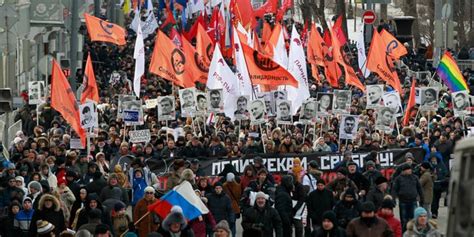 Thousands Of Anti Putin Protesters March In Moscow To Demand Release Of