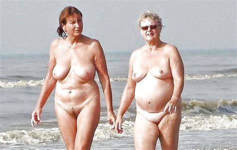 Porn Pics Candids Mom Nude On The Beach
