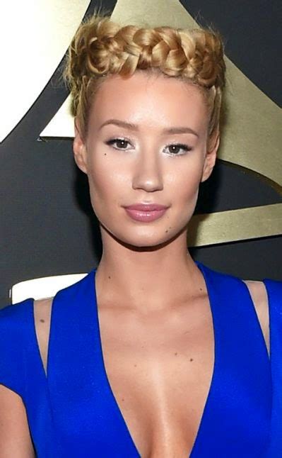 Iggy Azalea Pops Off On Papa John S Pizza And Gets An Immediate Apology And Then Maybe Some