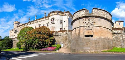 Book cheap bus tickets in just 3 steps. Alla scoperta delle città medievali italiane: da Brescia a ...