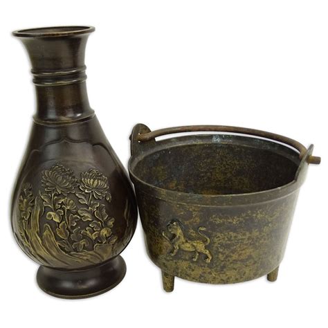 Two 2 Japanese Bronze Vessels Kodner Auctions