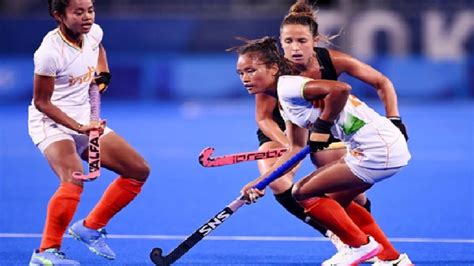 Tokyo Olympics Indian Womens Hockey Team Lose Against Argentina In The