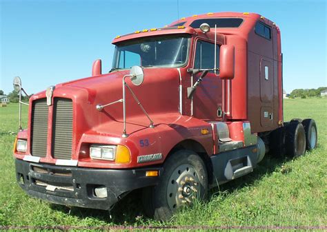 1994 Kenworth T600 Semi Truck In New Strawn Ks Item K3156 Sold