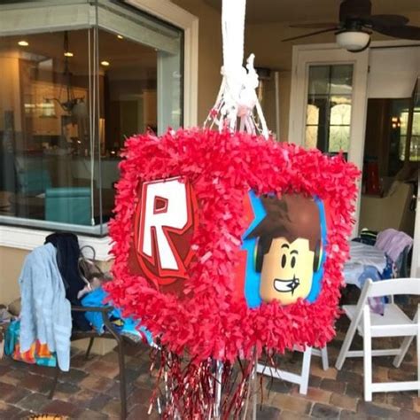 Roblox, the roblox logo and powering imagination are among our registered and unregistered trademarks in the u.s. RoBlox Pinata | Fiesta de cumpleaños para niños, Fiesta de ...