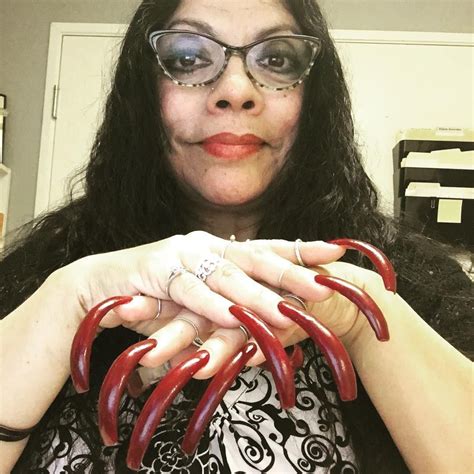 doreen galindo no instagram “👀” woman with longest nails long fingernails long nails