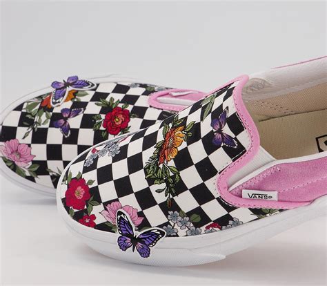 Vans Vans Classic Slip On Trainers Pink Embroidered Floral Checkerboard