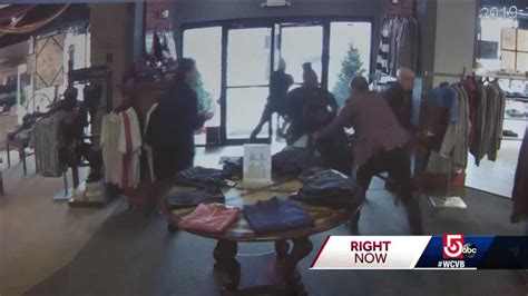 Store Employees Confront Shoplifters Over Expensive Coats