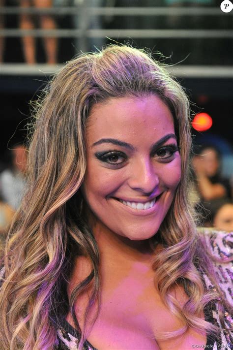 Big brother brasil é a versão brasileira do reality show big brother, produzido e exibido pela rede globo. Ex-participante do Big Brother Brasil 12, Monique Amin ...