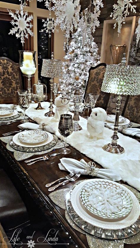 Snowflakes And Baubles Tablescape Christmas Table Settings Christmas