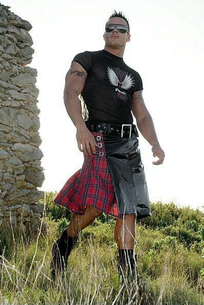 Pin By Scott Kowalski On Men In Kilts Men In Kilts Hot Scottish Men