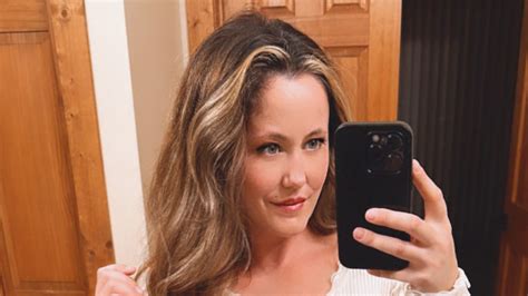 teen mom jenelle evans nearly spills out of top in new photos after nasty fight with husband