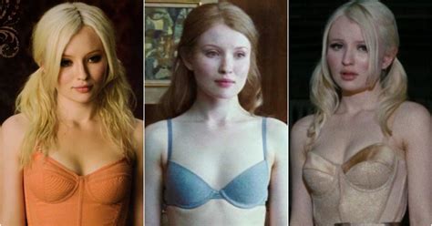 Sexy Emily Browning Boobs Pictures Will Keep You Up At Nights The