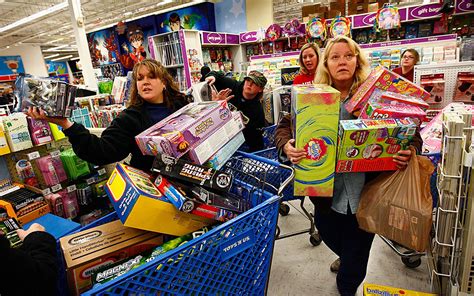 What Time Can You Start Black Friday Shopping In Ct - The Madness Of Black Friday! - Canyon News