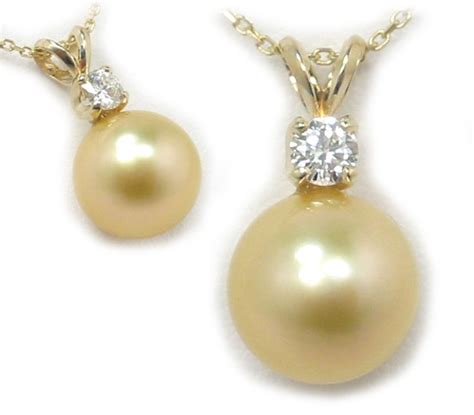 Golden South Sea Pearl Pendant With AAA South Sea Pearl And 0 25 Carat