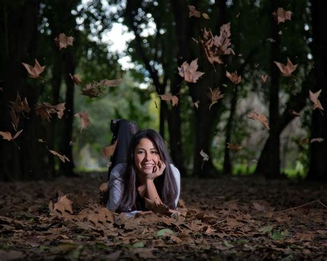 Relax In The Forest Photoshoot To The Karen´s Book Forest