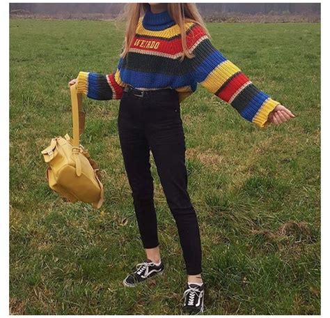 Back to School Outfit 🌈🎒📚 #artsy #aesthetic #outfits | Artsy outfit ...