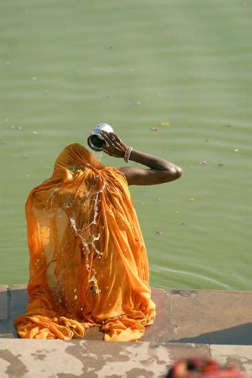 Hindu Woman In A Ritual Cleansing Bath At Pushkar Lake Rajasthan
