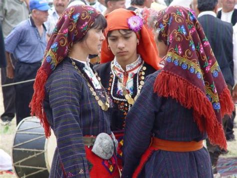 The official language is romanian, which has latin roots that date back to the. The Romanians