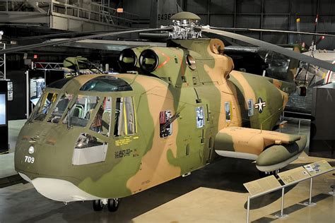 Sikorsky Hh 3e Jolly Green Giant 477th Fighter Group Display