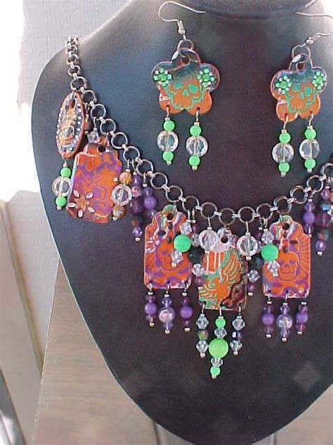 I understand how to present cocktails that are attractive. Recycled Energy Drink Can · How To Make A Soda Can Pendant · Jewelry Making on Cut Out + Keep