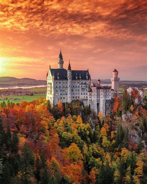 Neuschwanstein Castle Germany Travel Tourist Attraction Sightseeing