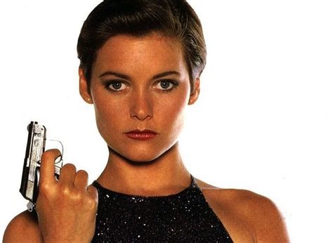 21 Amazing Pictures Of Carey Lowell Miran Gallery